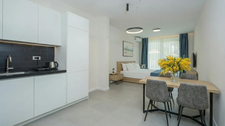Royal Blue Resort & Residences